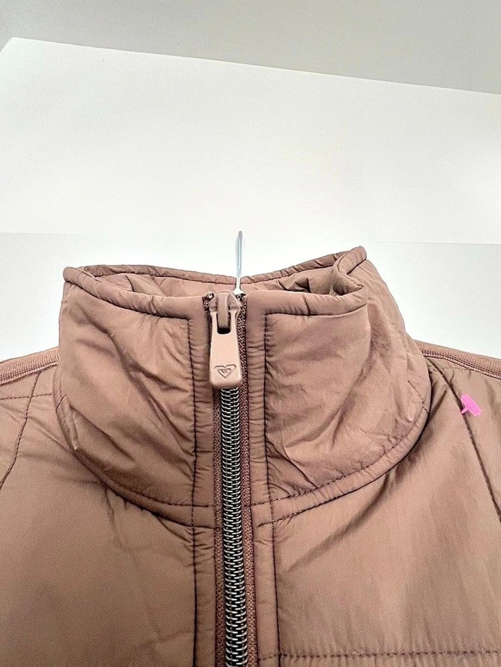 Roxy Quilted Puffer Jacket Brown, size xs-s - Picture 3 of 5
